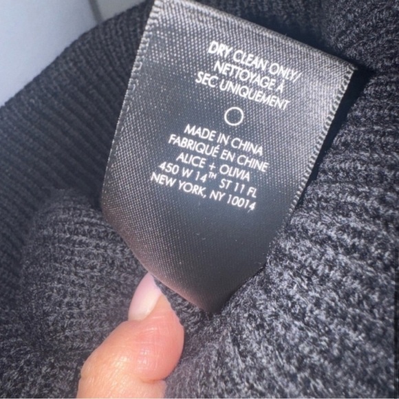 Alice and Olivia Noriko Two Way Cropped Turtleneck Sweater - Picture 9 of 10